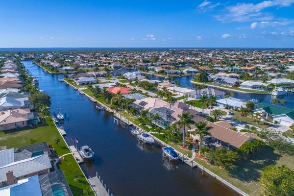 Gorgeous 3 bedroom, 2 bathroom waterfront home in Punta Gorda with private pool and boat dock