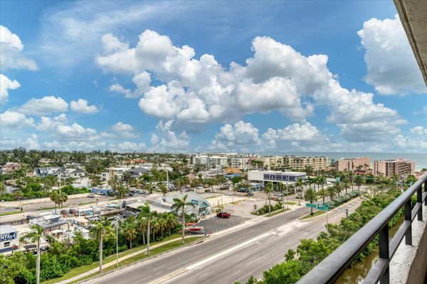 Balcony with a view of the Gulf and Intracoastal Waterway
