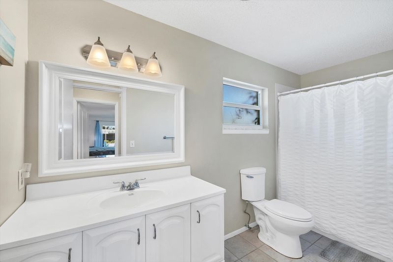 Bathroom 1 with shower/tub combo