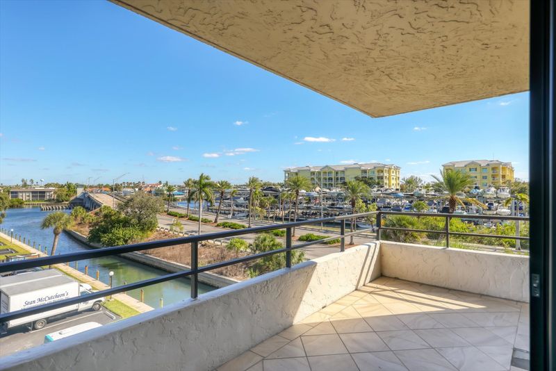 Balcony with view of canal and Intracoastal Waterway