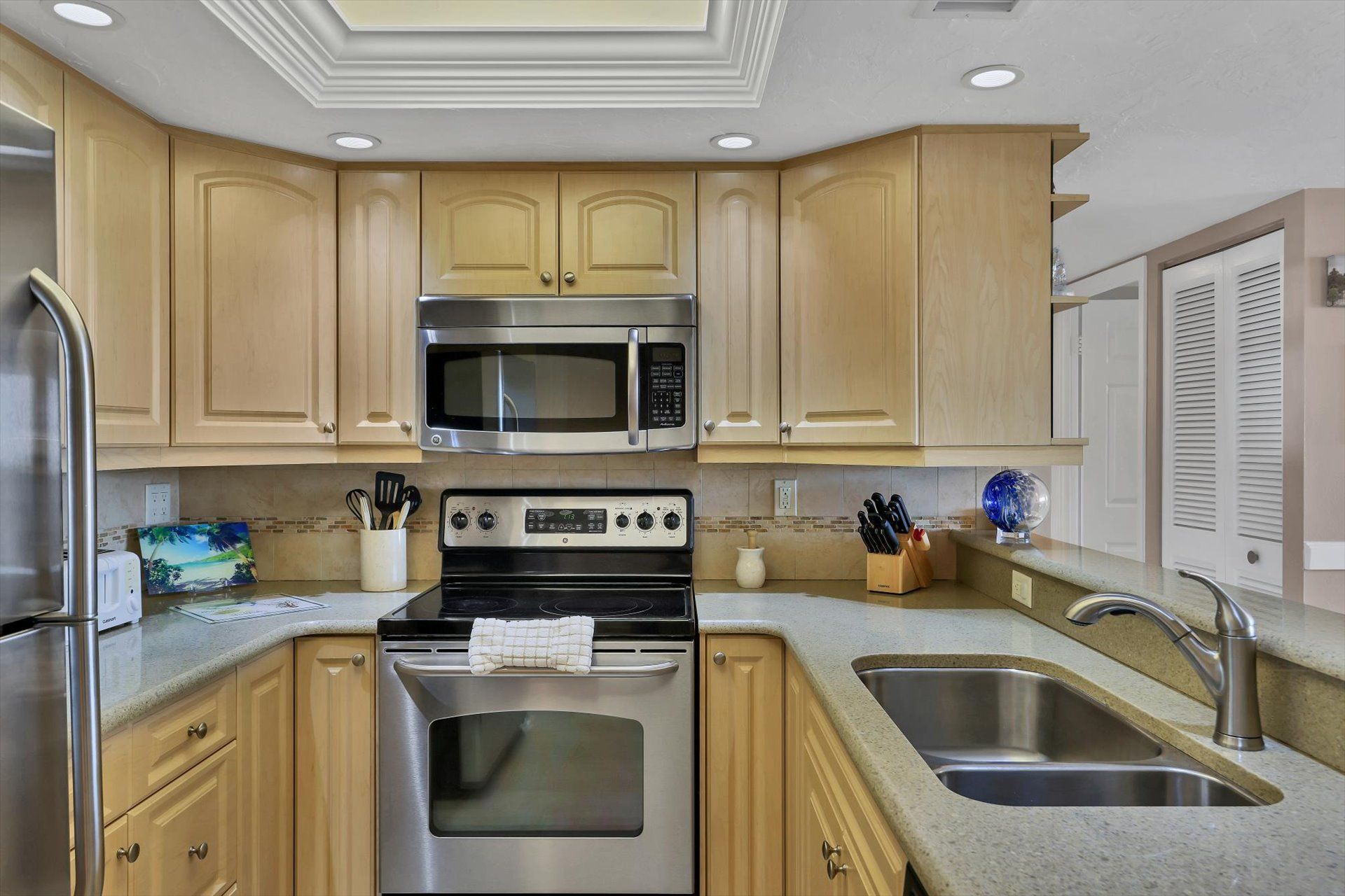 full-equipped kitchen