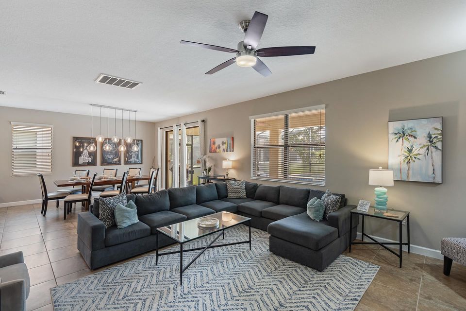 Living / Dining