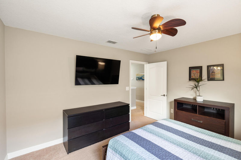 King Bedroom 5 55" Smart TV