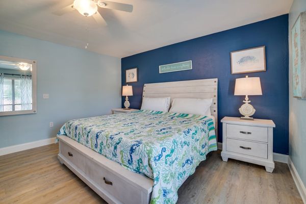 Primary Bedroom - King Bed