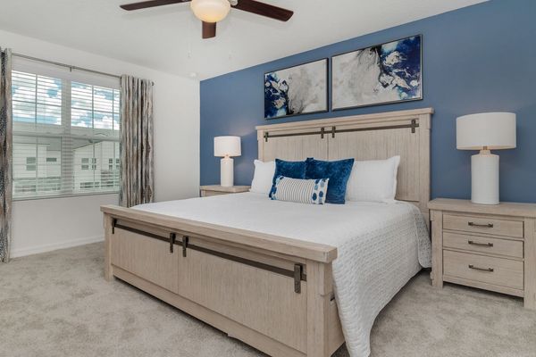 Master King Bedroom 1 Upstairs
Attached Bathroom