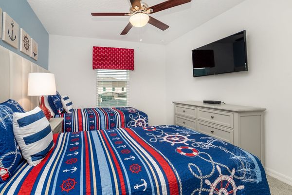 Twin/Twin Bedroom 4 (Angle)
43" Smart TV