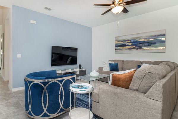 Living Room (Angle)
65" Smart TV