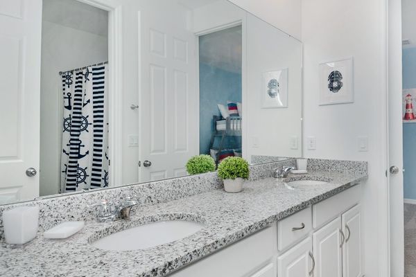 Jack N Jill Bathroom
Upstairs
Tub/Shower Combo