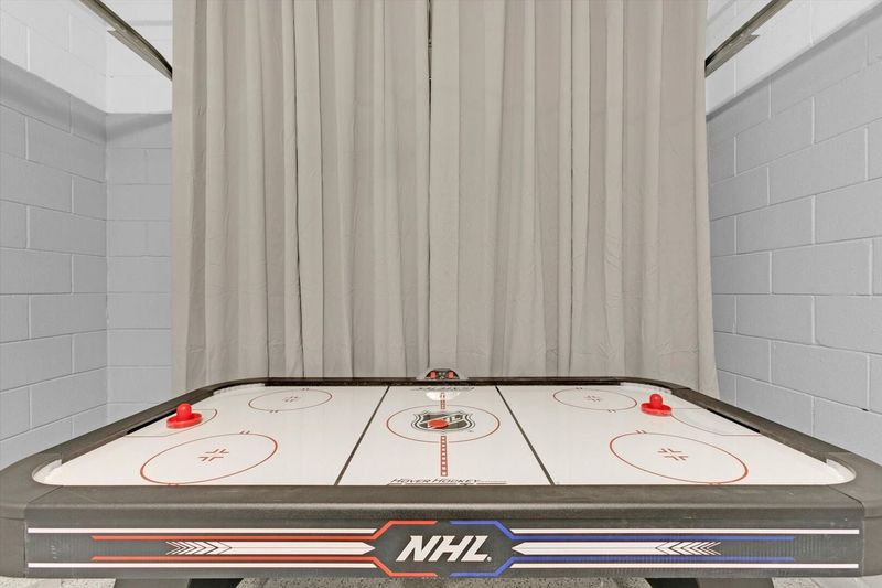 Game Room (Angle)