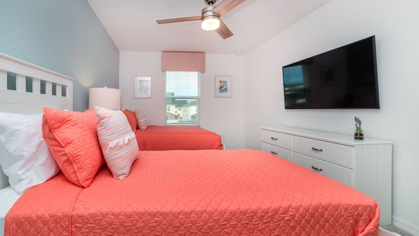 Twin/Double Bedroom 2 (Angle)
55" Smart TV