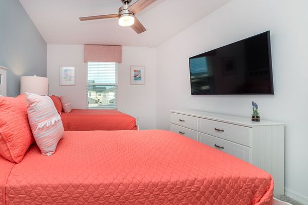 Twin/Double Bedroom 2 (Angle)
55" Smart TV