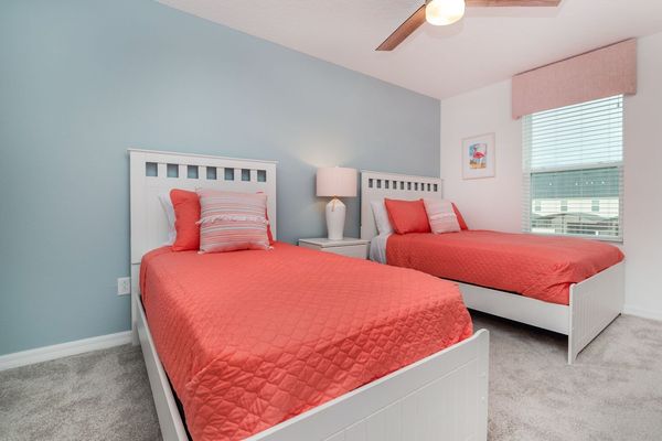 Twin/Double Suite Bedroom 2
Upstairs
Attached Bathroom