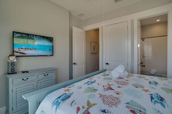 Primary Bedroom 1 - King Bed