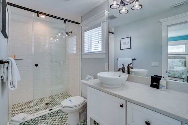 Primary Bathroom 4