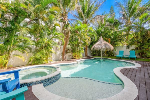 Private Heated Pool & Spa