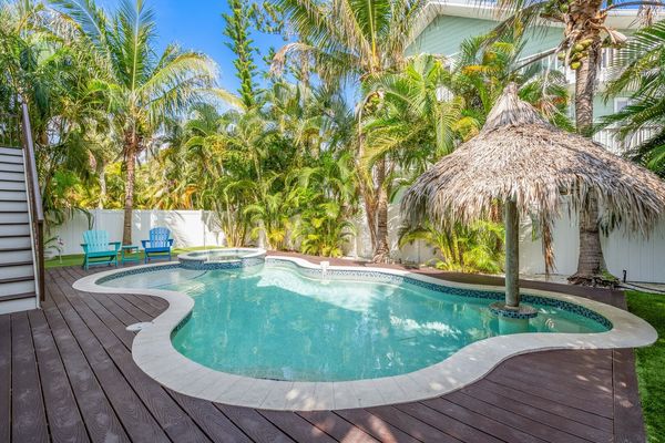 Private Heated Pool & Spa