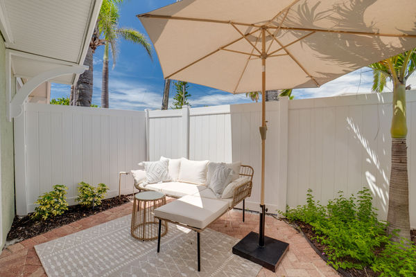 Front Lanai