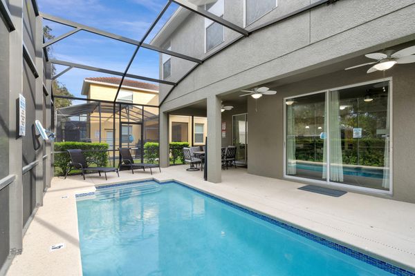 Saltwater Pool / Patio