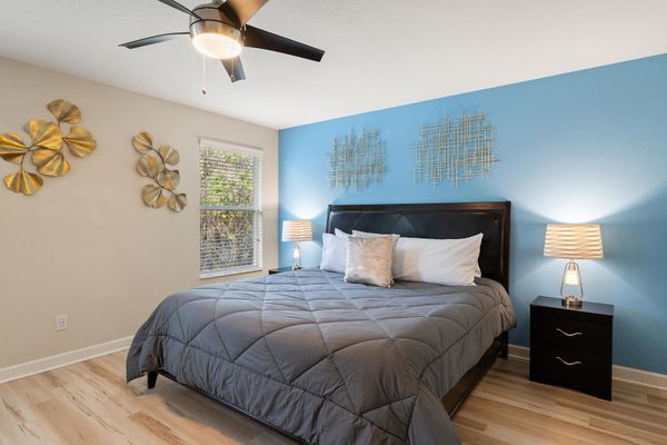 Master King Bedroom 1 Upstairs Attached Bathroom