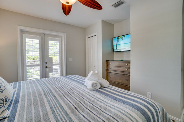 Primary Bedroom - King Bed