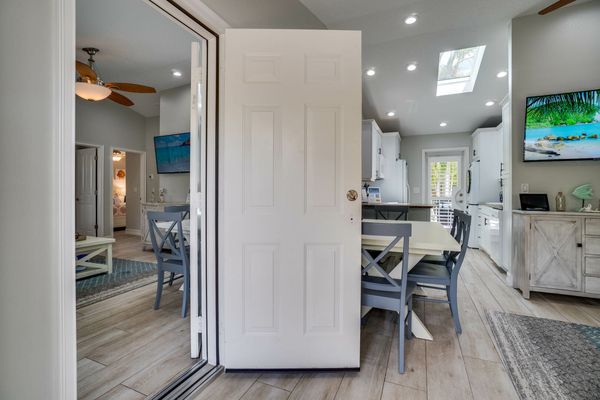 Connecting Door