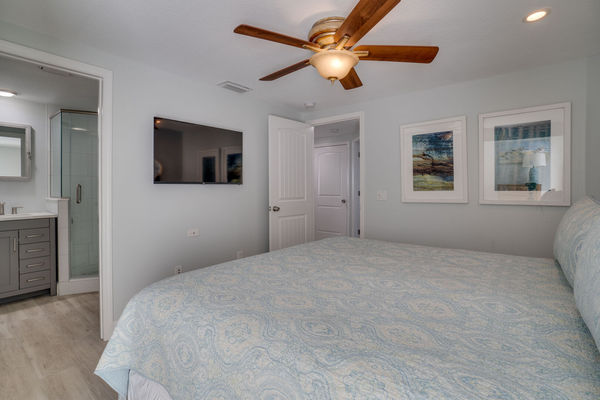 Primary Bedroom - King Bed