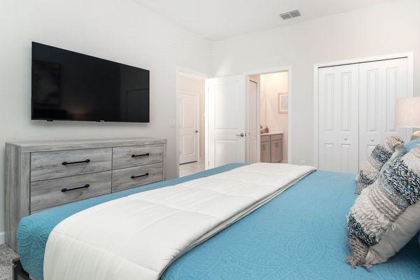 KIng Suite Bedroom 2 (Angle)
58" Smart Roku TV