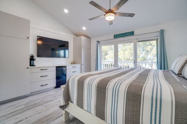 Primary Bedroom - King Bed