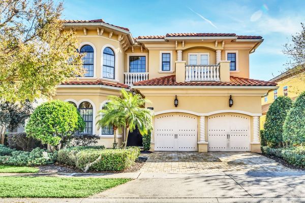 Magical Chateau will have everything you will need to have an unforgettable vacation.