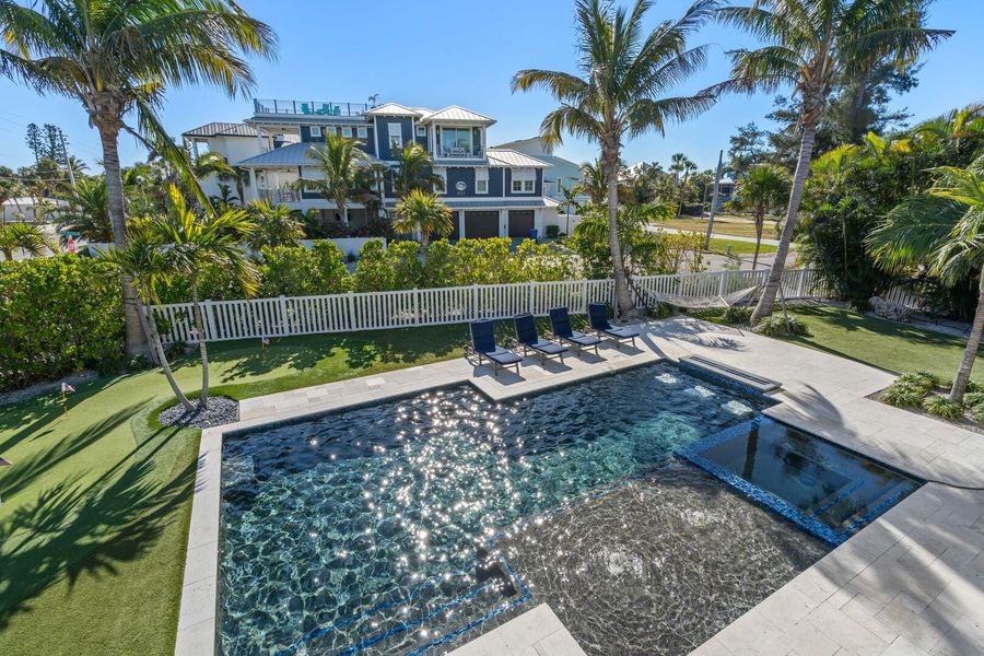 Coconut Cove