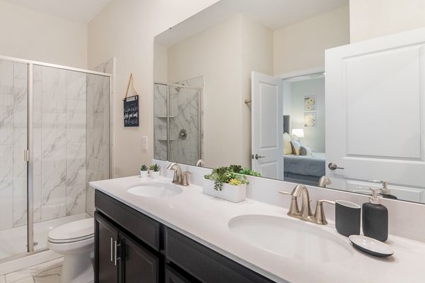 Shared Bathroom 2 Downstairs
Shower
