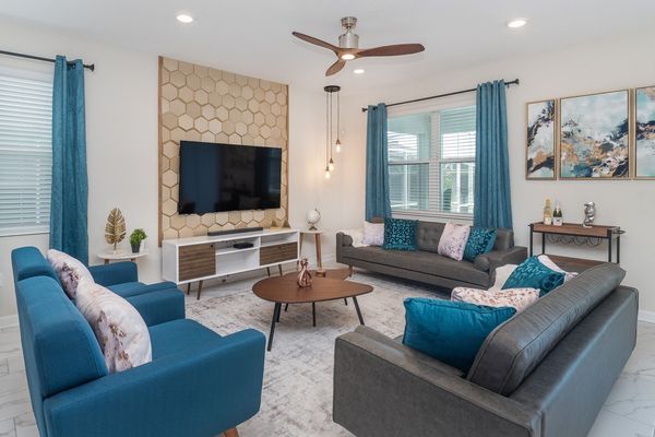 Living Room
70" Smart TV + Sound Bar