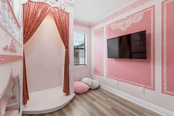 Kids bedroom comes with SMART TV