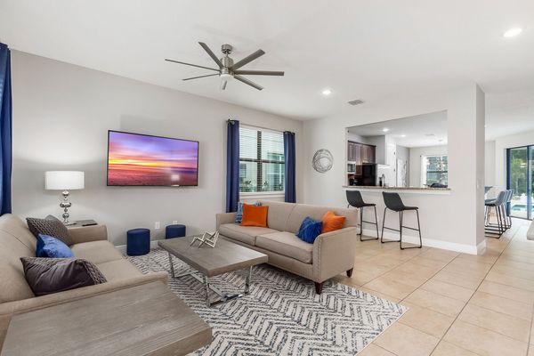 Enjoy a meal at the breakfast bar with seating for 2