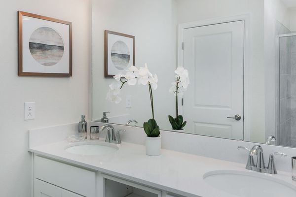 Master Bathroom 1
Shower