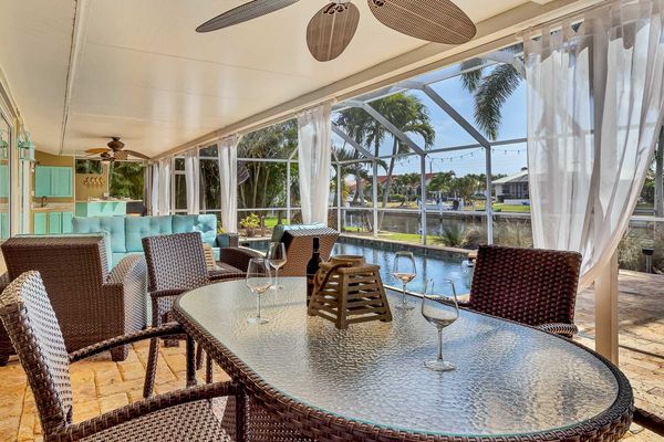 Dining area on Lanai
