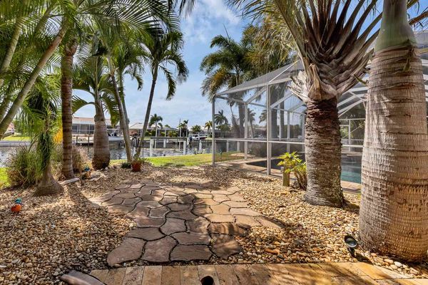 Gorgeous landscaping