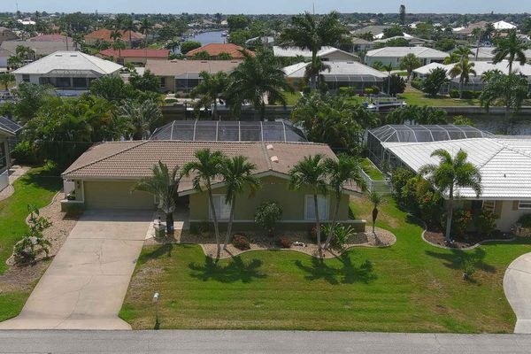 Aerial shot (Boat lift not available)