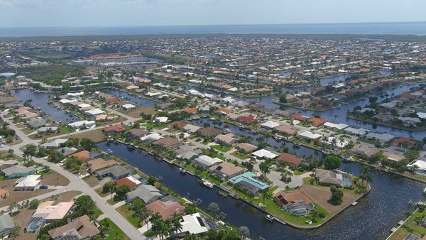 Aerial shot showing distance to Charlotte Harbor (Boat lift not available)