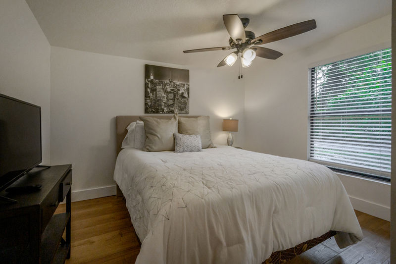 Bedroom 3 of 4