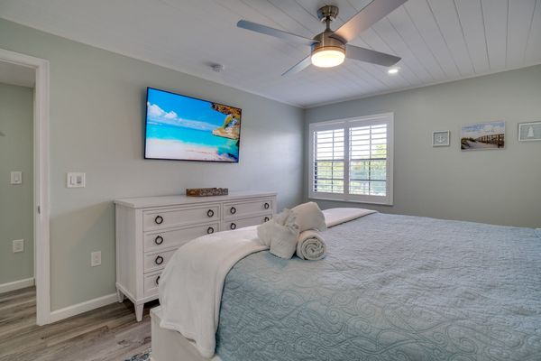 Primary Bedroom - King Bed