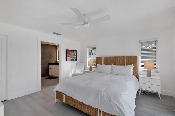 Master king bedroom with ensuite