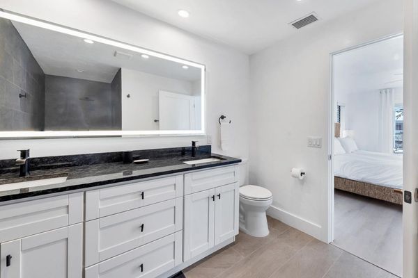 Ensuite master bathroom