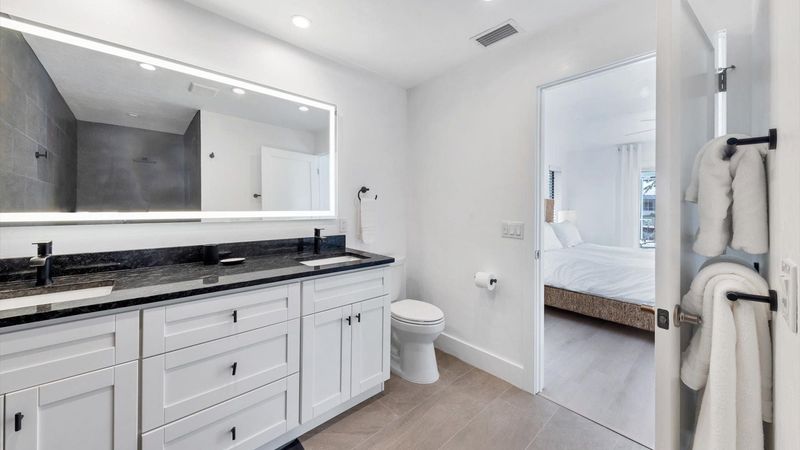 Ensuite master bathroom