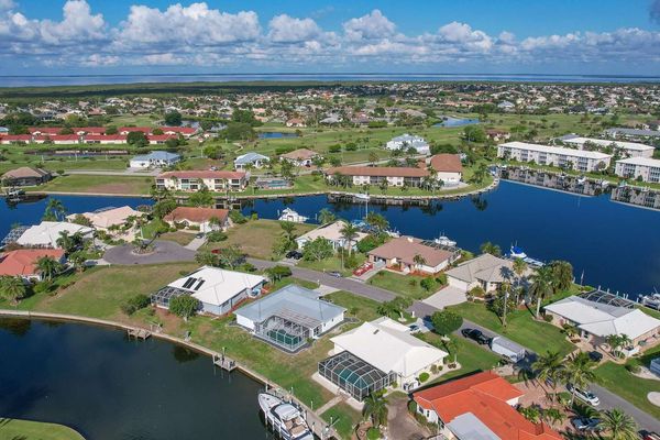 Popular Bird Section canalfront home in Punta Gorda Isles (Boat lift not available)