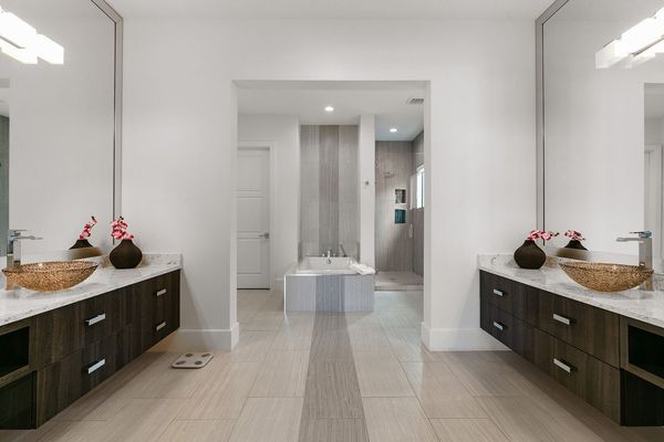 Ensuite bathroom with walk-in shower and garden tub