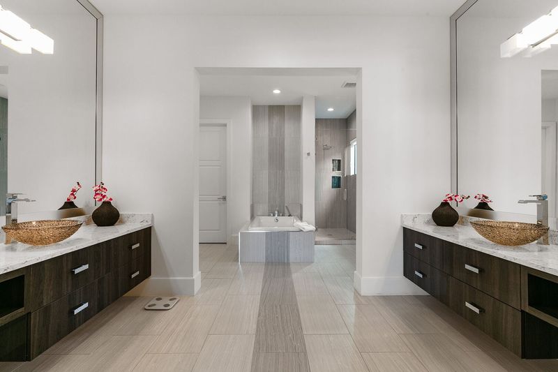 Ensuite bathroom with walk-in shower and garden tub