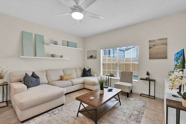 Lake View 4 Bedroom Pool Home