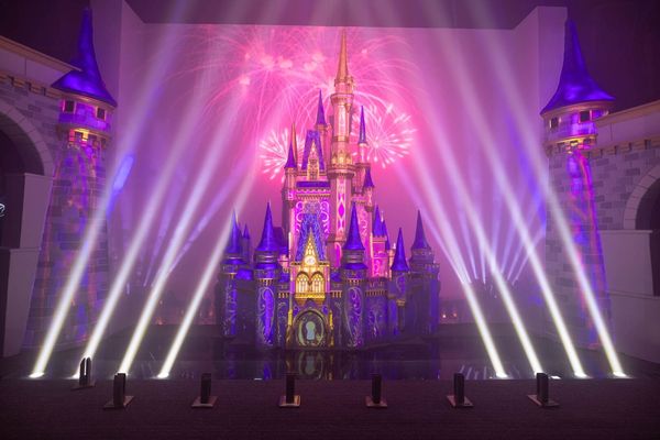 Enjoy a beautiful light and sound show nightly with this one-of-a-kind experience