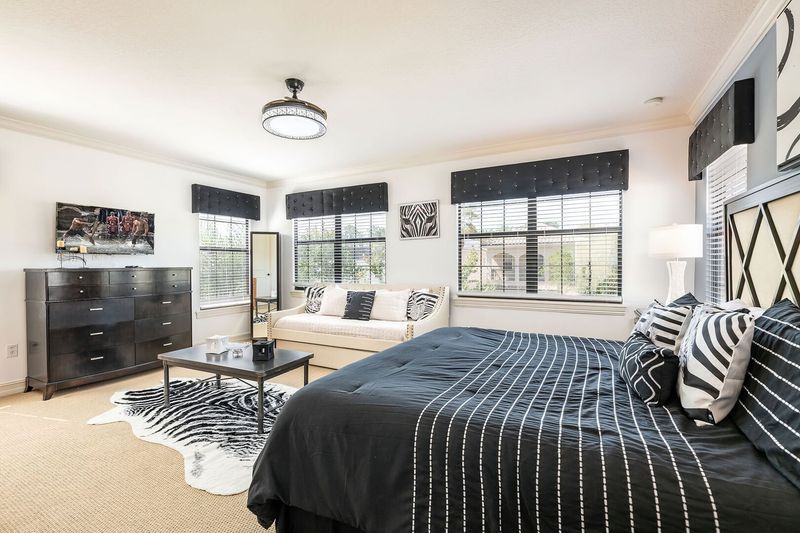 For those seeking a little more privacy, there is an annex with a king-sized bed, day bed, and trundle bed